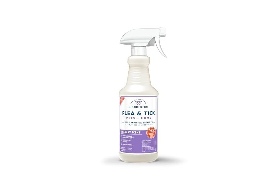 Wondercide - Spray contra pulgas, garrapatas y mosquitos para perros, gatos y el hogar - Elimina, controla, previene y trata - con aceites esenciales naturales - Seguro para mascotas y familias - Romero 16 oz