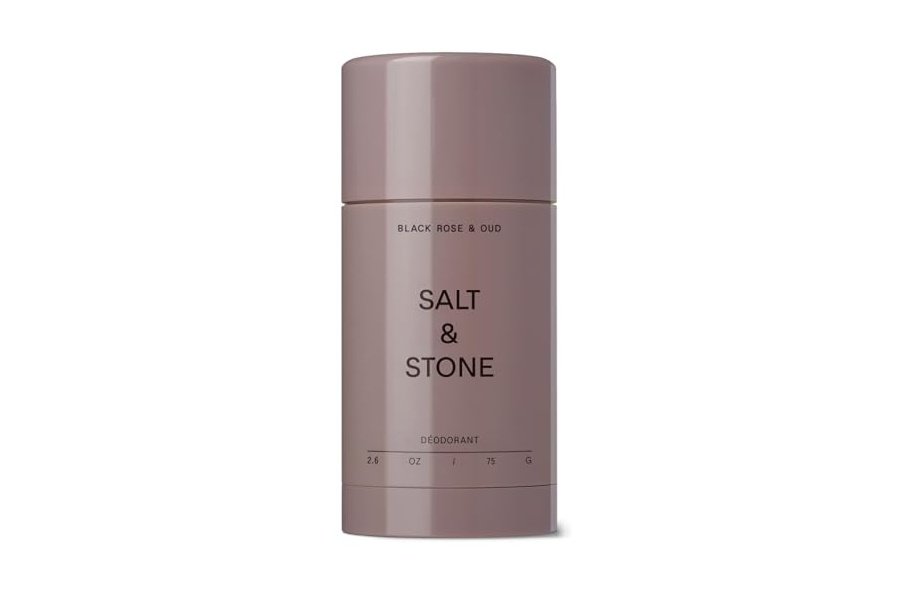 Desodorante SALT & STONE | Desodorante natural extrafuerte para mujeres y hombres | Sin aluminio, con extractos de algas, manteca de karité y probióticos (Rosa negra y oud - 77 ml)