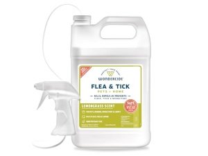 Wondercide - Spray contra pulgas, garrapatas y mosquitos para perros, gatos y el hogar - Elimina, controla, previene y trata pulgas y garrapatas - Con aceites esenciales naturales - Seguro para mascotas y familias - Limoncillo 128 oz