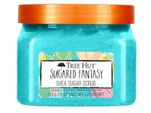 Exfoliante corporal exfoliante con azúcar de karité Sugared Fantasy de Tree Hut | Elimina la piel muerta y seca para una sensación suave e hidratada | Cuidado corporal esencial nutritivo | 18 fl oz.