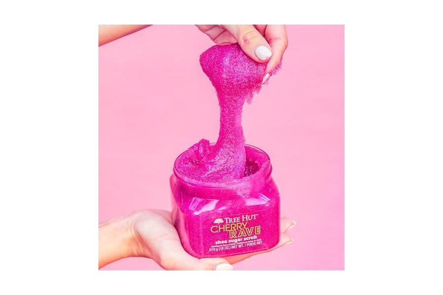 Exfoliante corporal con azúcar y karité Cherry Rave de Tree Hut | Elimina la piel muerta y seca para una sensación suave e hidratada | Edición limitada de otoño | Cuidado corporal esencial nutritivo | 18 fl oz. - Image 5