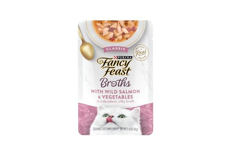Alimento húmedo para gatos Purina Fancy Feast, complemento de caldo, sabor clásico con salmón salvaje y verduras (paquete de 16) sobres de 45 g