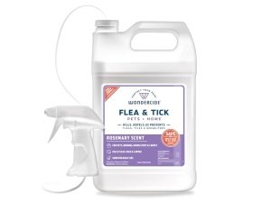 Wondercide - Spray contra pulgas, garrapatas y mosquitos para perros, gatos y el hogar - Elimina, controla, previene y trata pulgas y garrapatas - Con aceites esenciales naturales - Seguro para mascotas y familias - Romero 128 oz