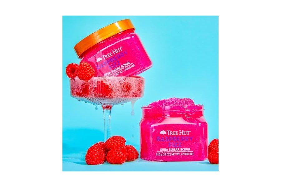 Exfoliante corporal exfoliante con azúcar y karité Raspberry Fizz de Tree Hut | Elimina la piel muerta y seca para una sensación suave e hidratada | Cuidado corporal esencial nutritivo | 18 fl oz. - Image 3