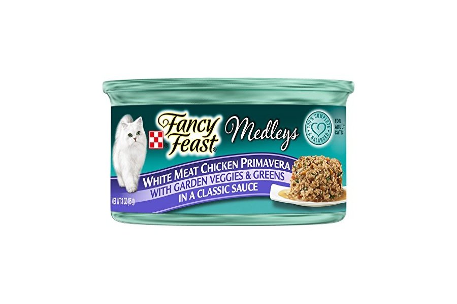Alimento húmedo para gatos Fancy Feast Medleys, pollo primavera de carne blanca con verduras de jardín y hojas verdes, lata de 3 oz